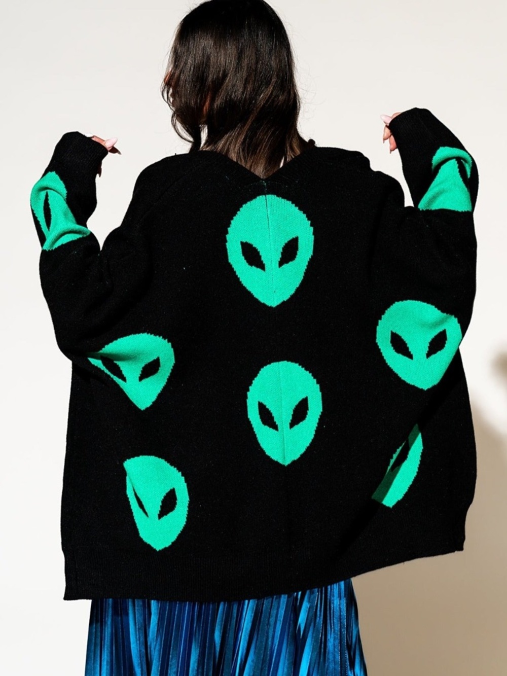 Dressed in Lala Too Cool For You Oversized Alien Cardigan in Black Womens S / M - Picture 6 of 10